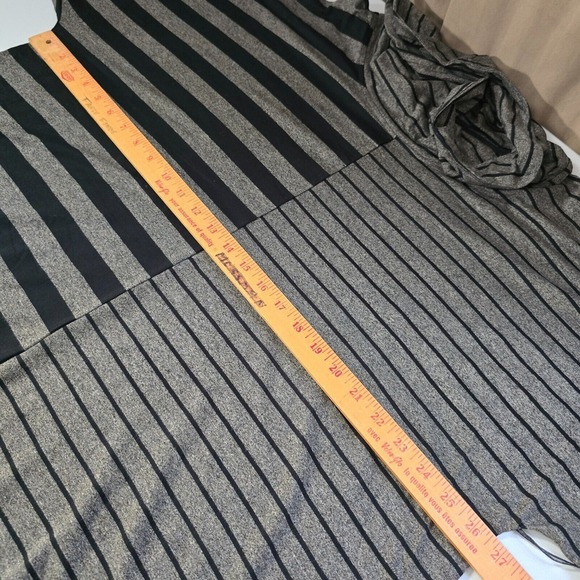 Liv‎ by Habitat Womens Sweater XL Gray Black Striped Cowl Neck Stretch - Picture 10 of 13